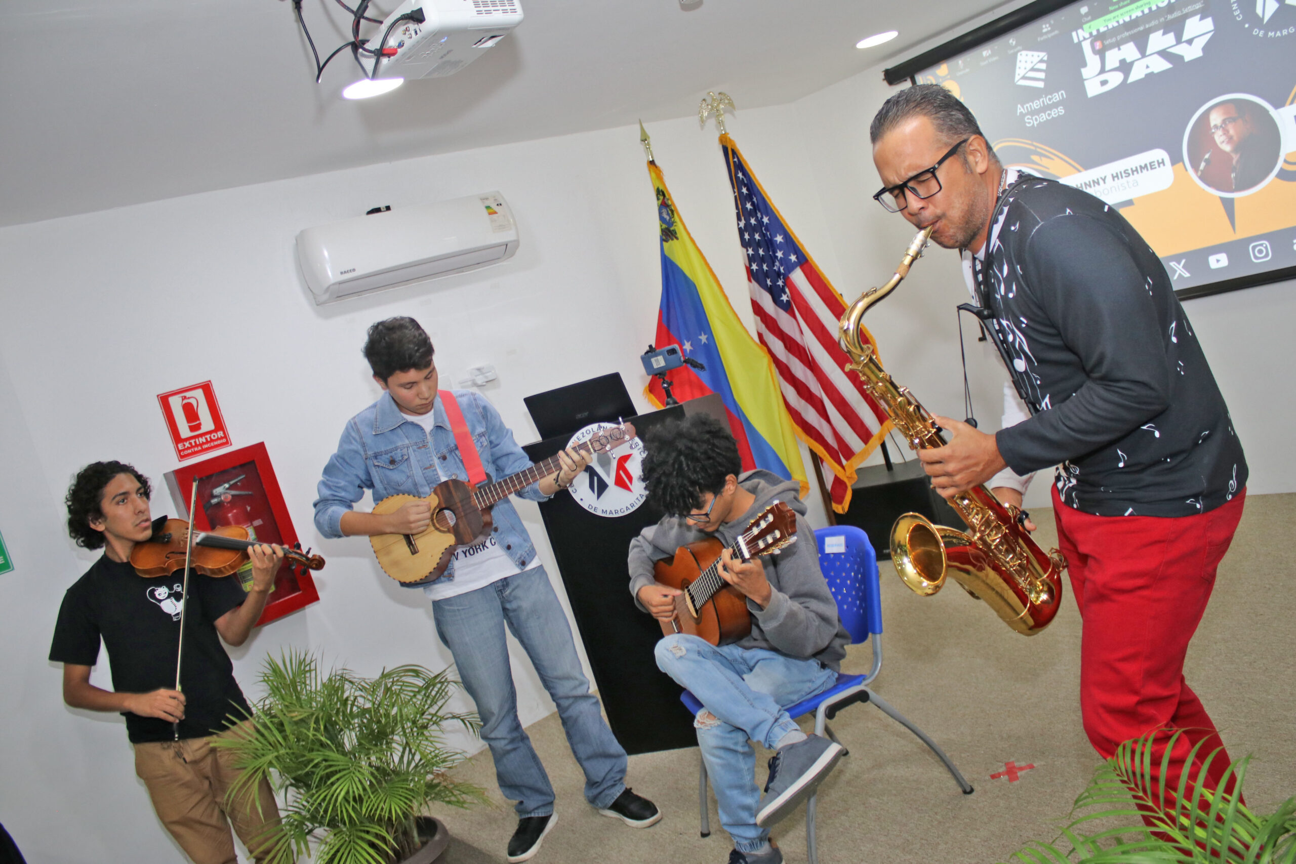 Cevamar Desborda Jazz En Una Master Class Con La Improvisaci N Como