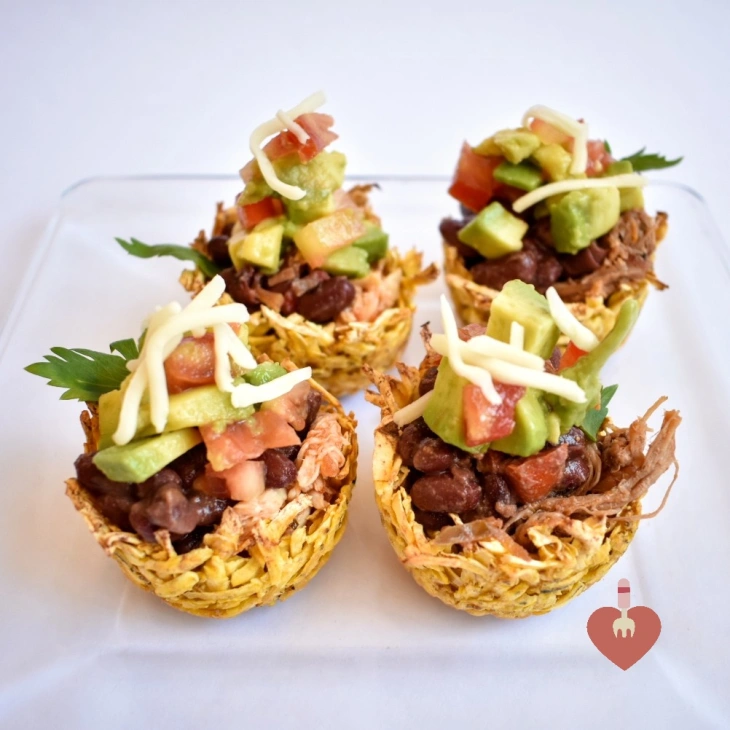 Canastas de tostones con frijoles Notiespartano