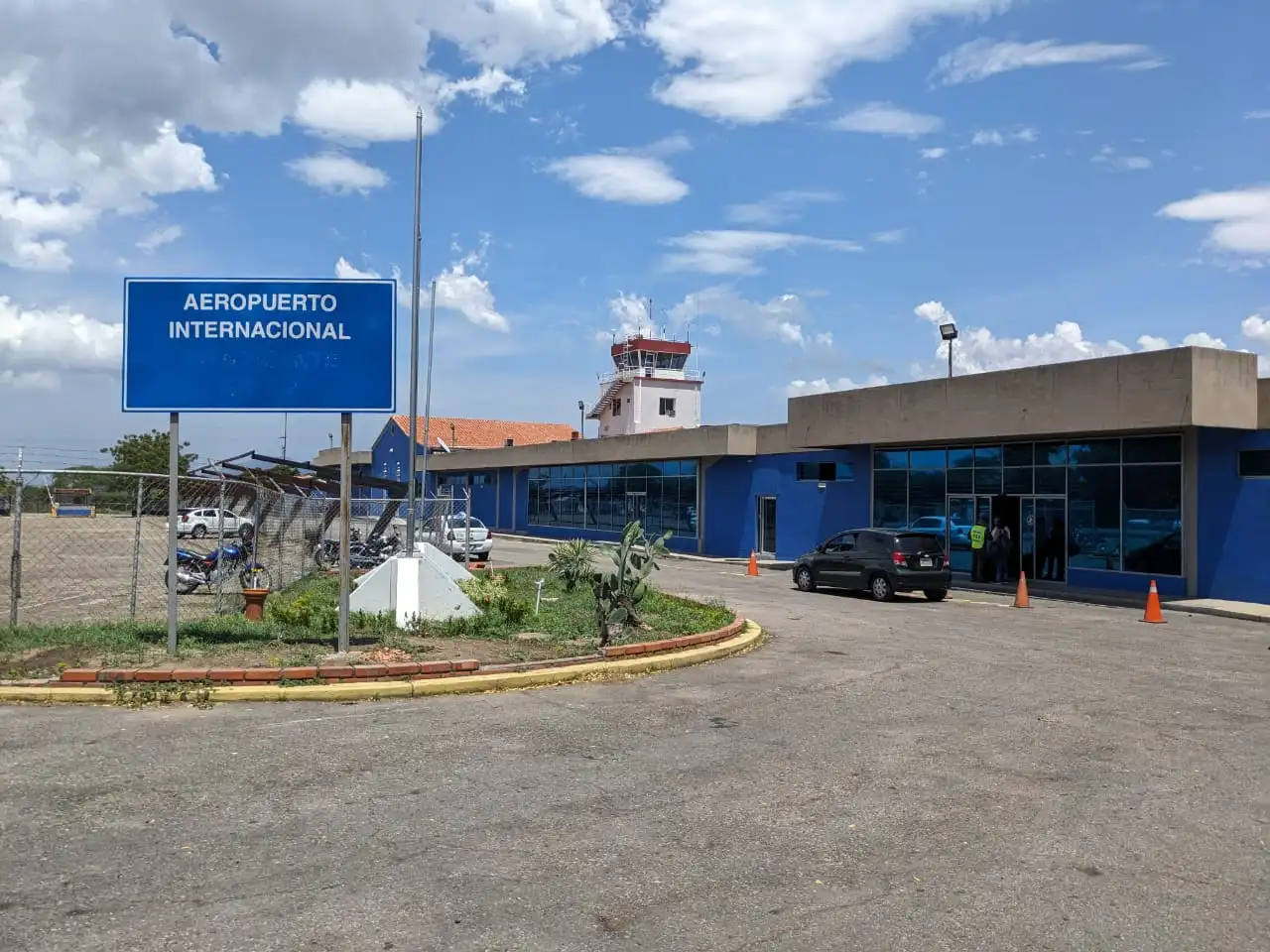 Aeropuerto De San Antonio Cumple Primer Mes De Operaciones Con Apagones ...