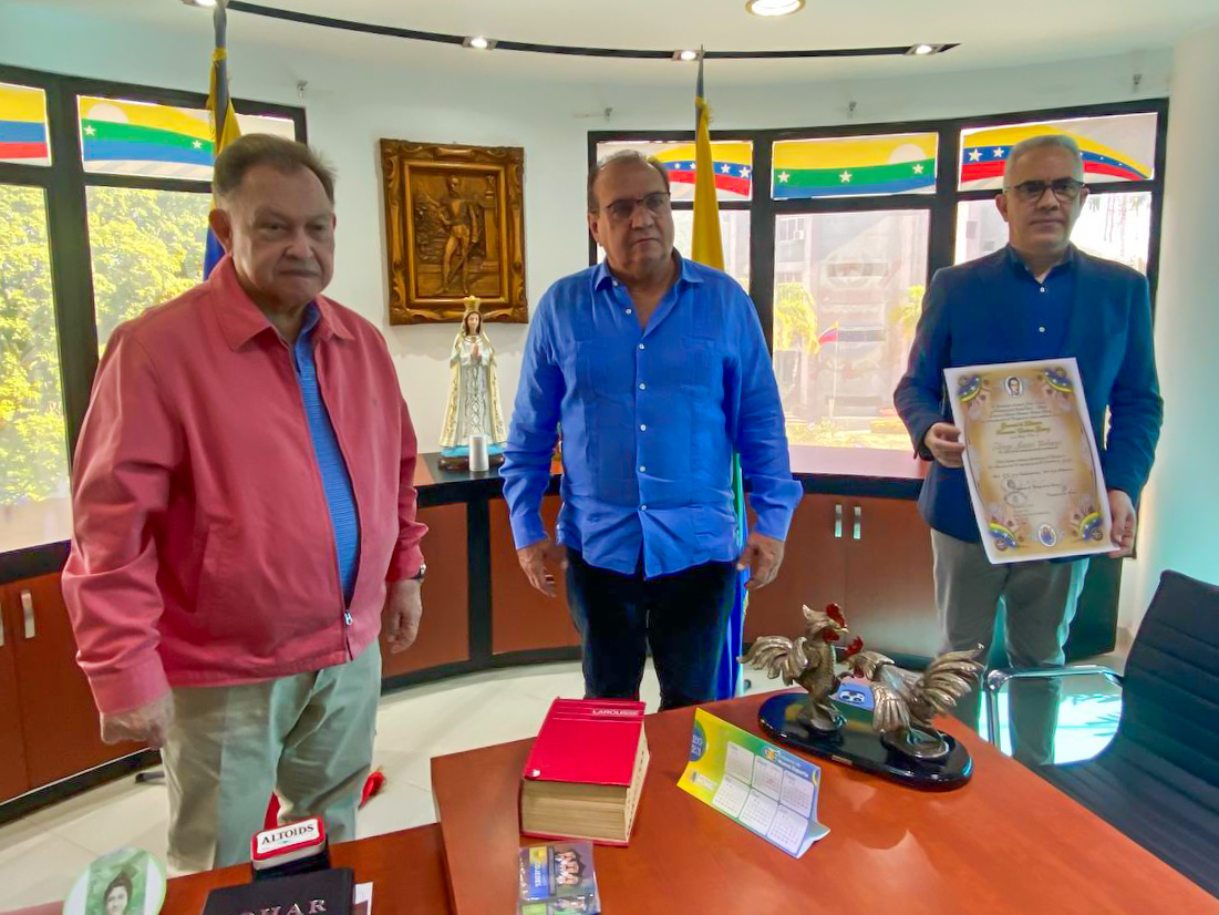 Gobernador Morel Rodríguez condecora a Jorge Rassi por el desarrollo ...