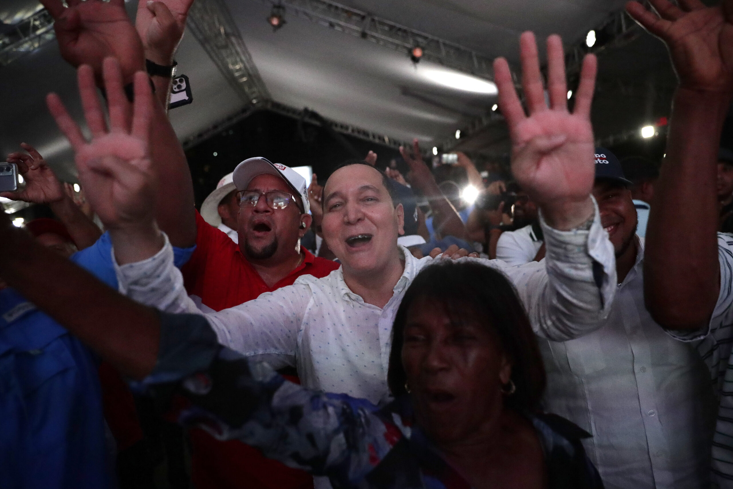 Luis Abinader Reelegido Presidente De República Dominicana Notiespartano 1029